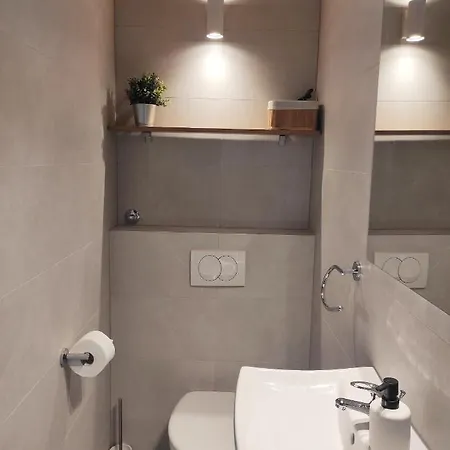 New Cosy With Private Parking Appartement