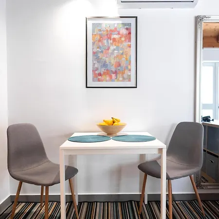 New Cosy With Private Parking Appartement *