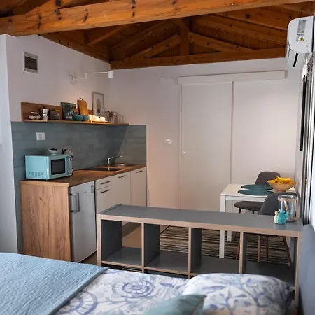 New Cosy With Private Parking Appartement *