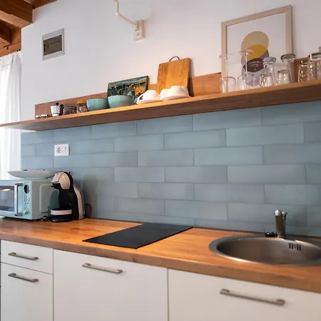 New Cosy With Private Parking Appartamento *