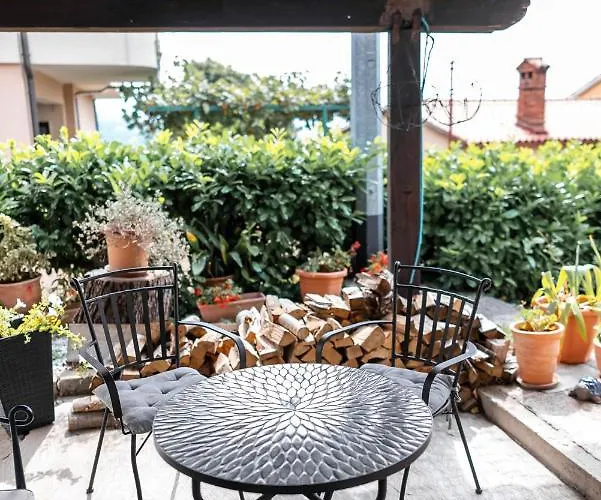 New Cosy With Private Parking Apartman Opatija